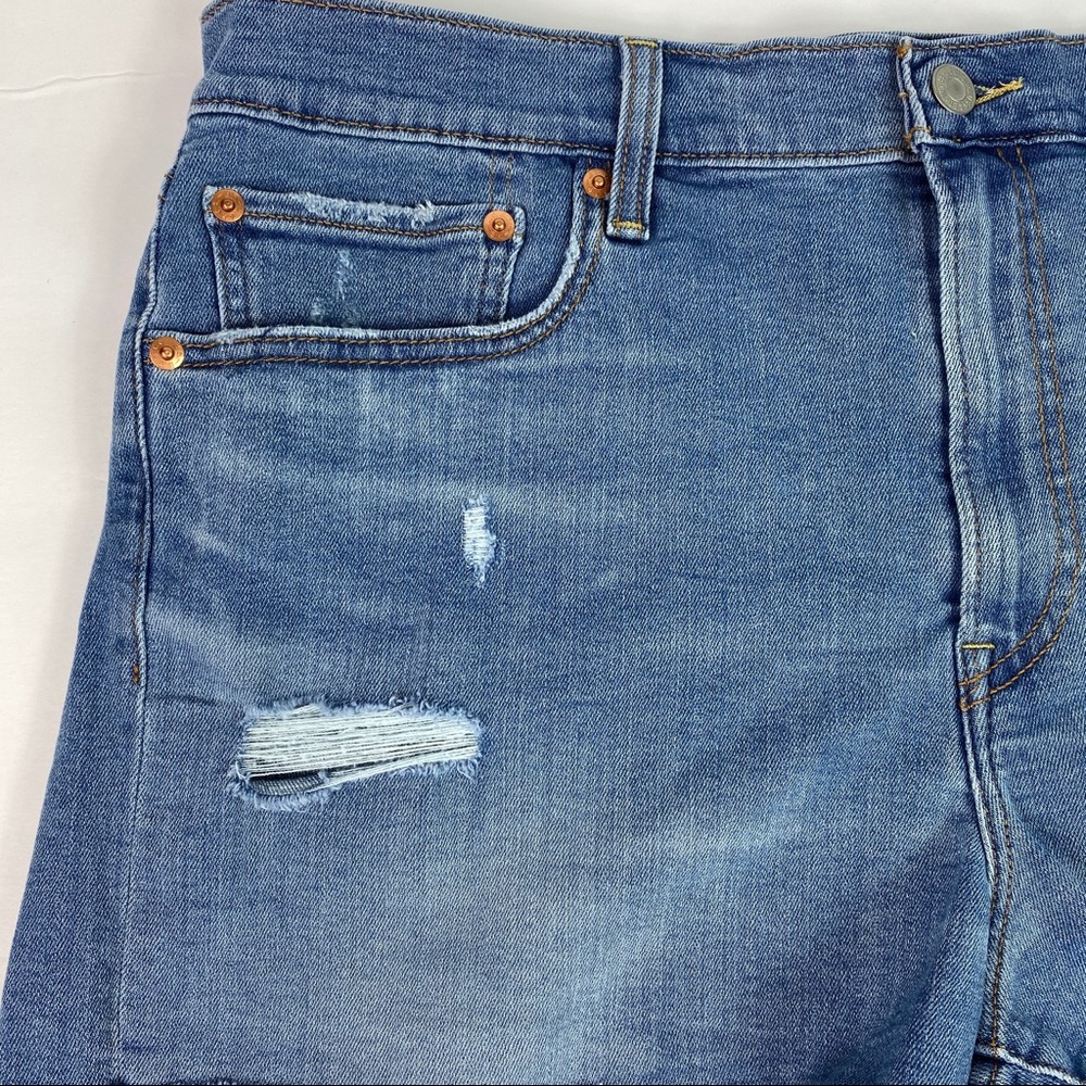 Levi’s High Rise Jeans Shorts - Picture 4 of 6